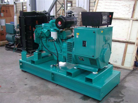丹阳200kw康明斯柴油发电机组图片 丹阳200kw康明斯柴油发电机组图片